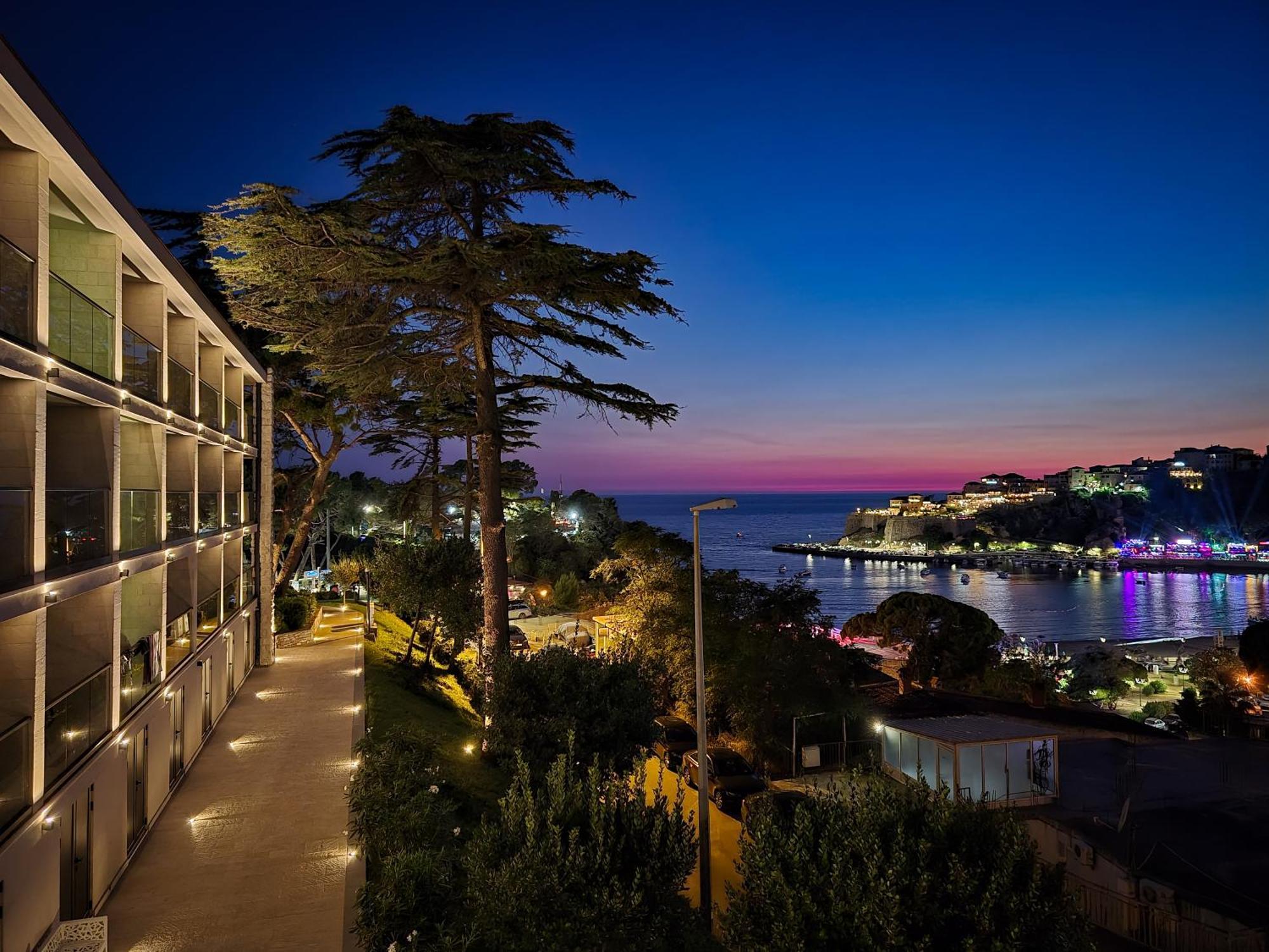 The New Hotel Mediteran - Villa Edition Ulcinj Exterior foto